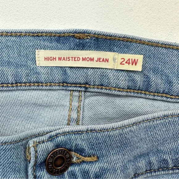 Levi’s High Waisted Distressed Mom Jeans Size 24W plus NWT - Picture 15 of 16
